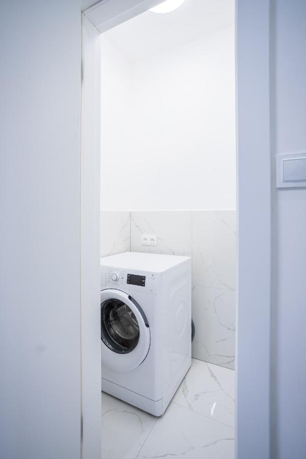 غدانسك Flatbook - City Center Apartments Zabi Kruk المظهر الخارجي الصورة